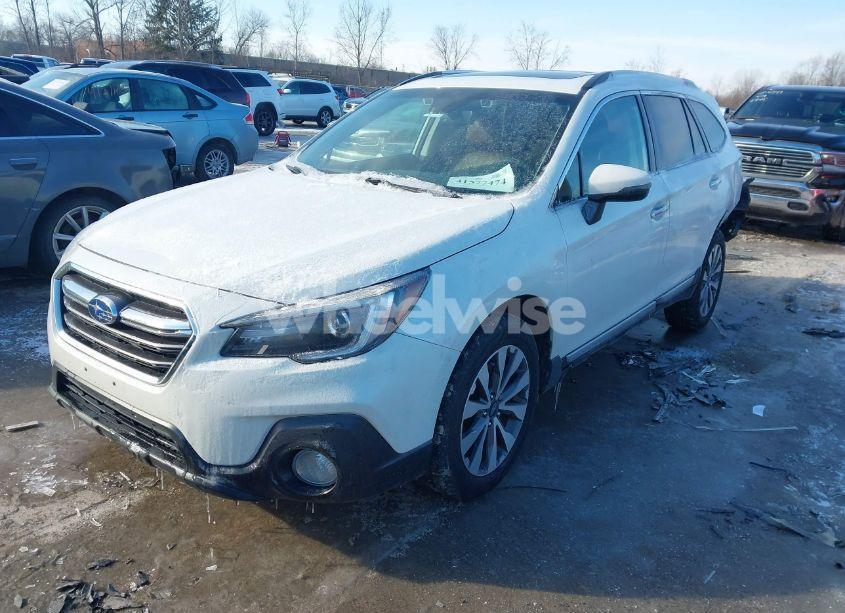 Photo 2 of 2018 Subaru Outback 2.5I TOURING (VIN 4S4BSATC4J3341170)