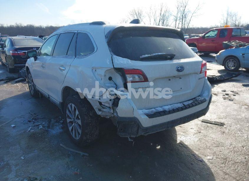 Photo 3 of 2018 Subaru Outback 2.5I TOURING (VIN 4S4BSATC4J3341170)