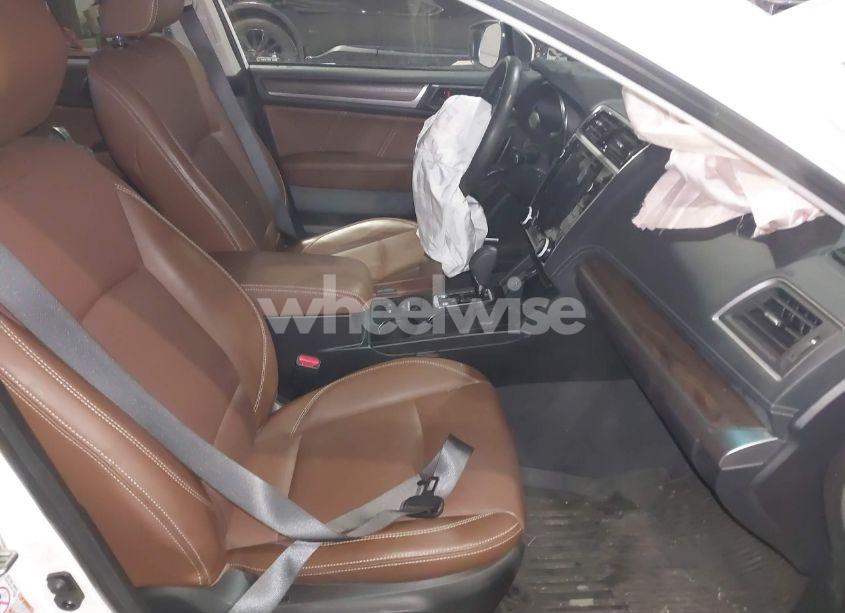 Photo 5 of 2019 Subaru Outback 2.5I TOURING (VIN 4S4BSATC4K3357564)