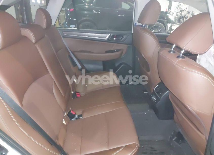 Photo 8 of 2019 Subaru Outback 2.5I TOURING (VIN 4S4BSATC4K3357564)