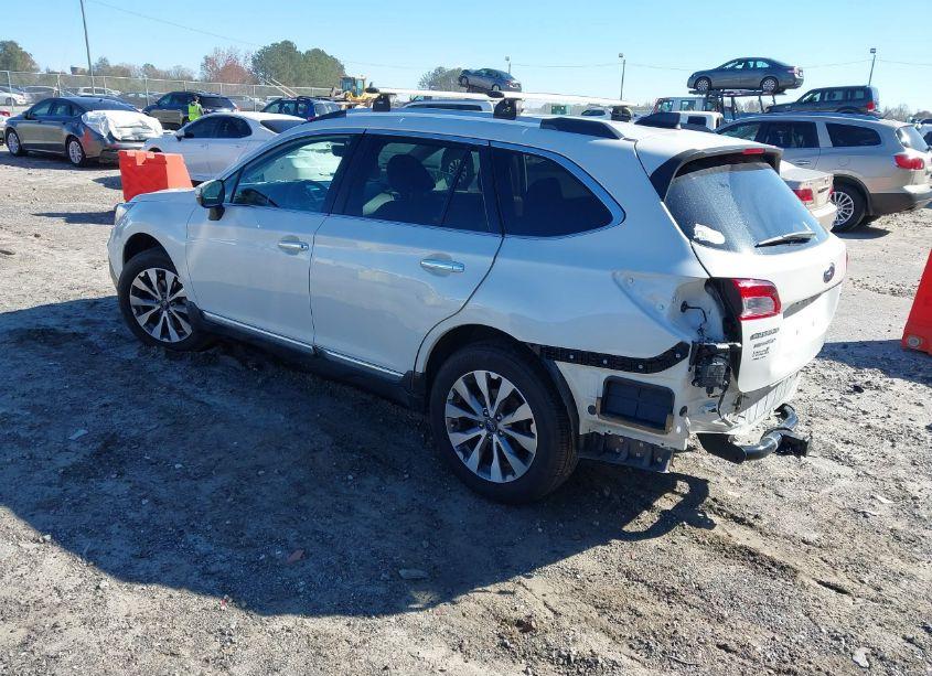 Photo 3 of 2018 Subaru Outback 2.5I TOURING (VIN 4S4BSATC6J3348556)
