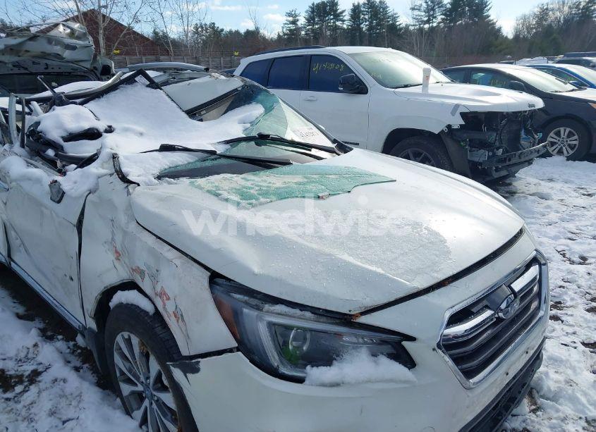 Photo 10 of 2018 Subaru Outback 2.5I TOURING (VIN 4S4BSATC7J3277061)