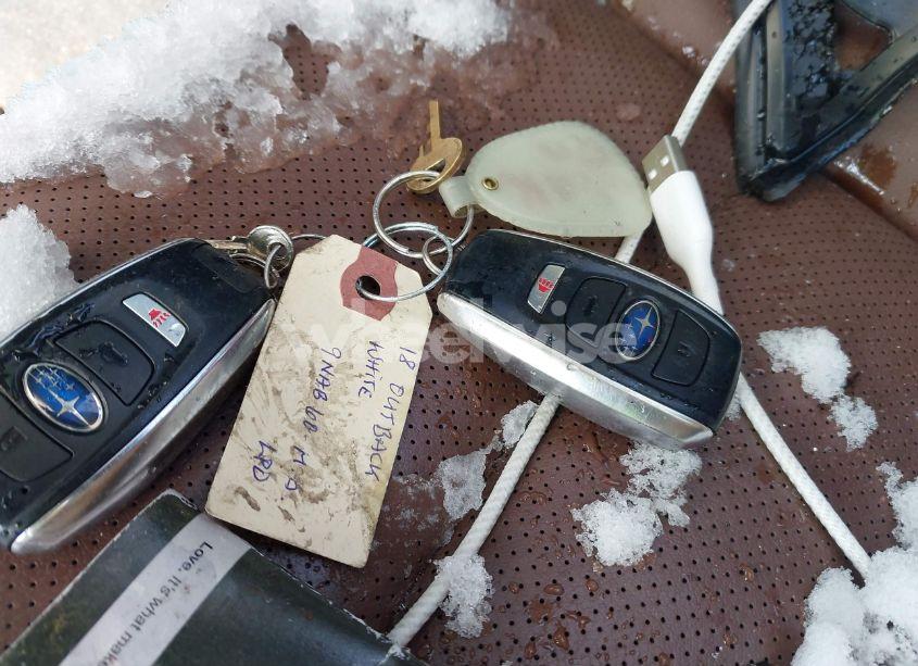 Photo 11 of 2018 Subaru Outback 2.5I TOURING (VIN 4S4BSATC7J3277061)