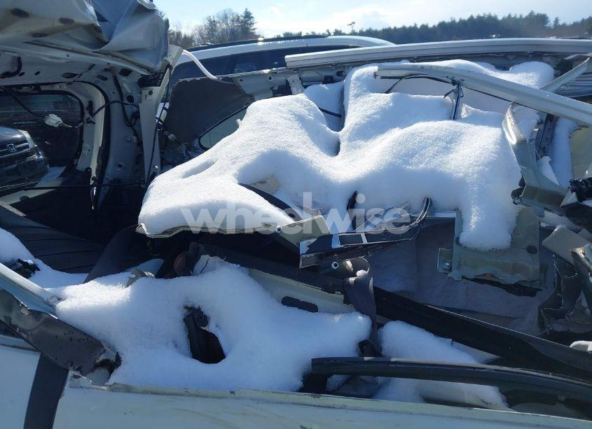 Photo 8 of 2018 Subaru Outback 2.5I TOURING (VIN 4S4BSATC7J3277061)