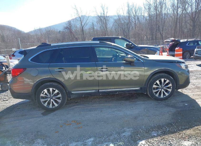 Photo 13 of 2019 Subaru Outback 2.5I TOURING (VIN 4S4BSATC7K3272301)