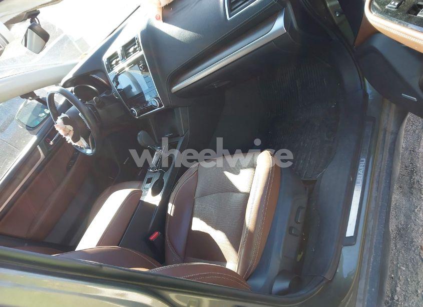 Photo 5 of 2019 Subaru Outback 2.5I TOURING (VIN 4S4BSATC7K3272301)