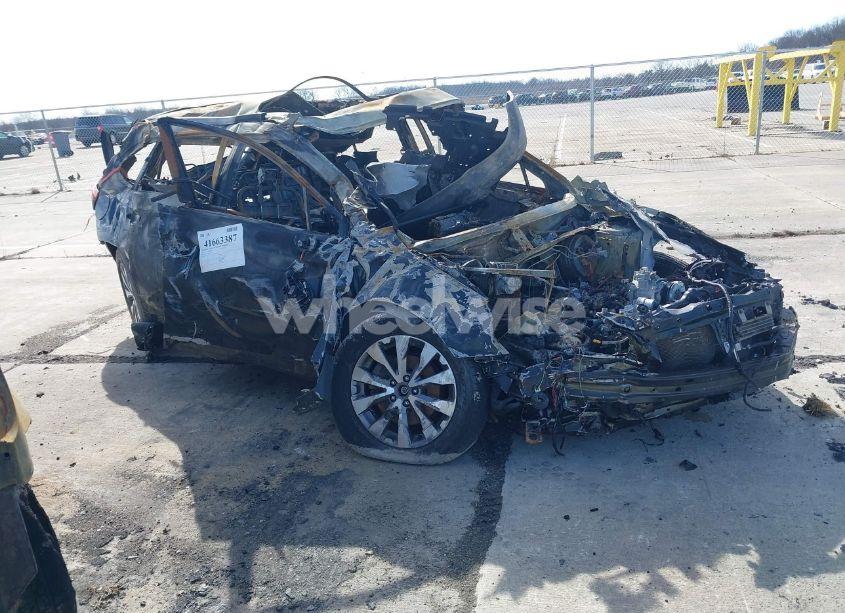 2017 Subaru Outback 2.5I TOURING (VIN 4S4BSATC8H3383383) main photo