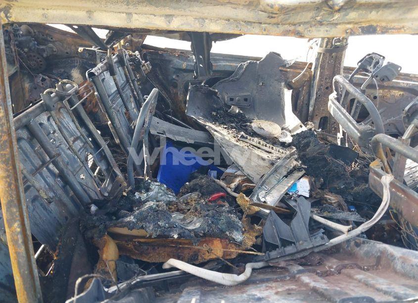 Photo 8 of 2017 Subaru Outback 2.5I TOURING (VIN 4S4BSATC8H3383383)