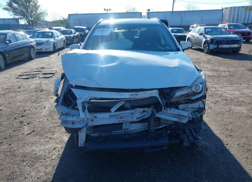 Photo 6 of 2018 Subaru Outback 2.5I TOURING (VIN 4S4BSATCXJ3294033)