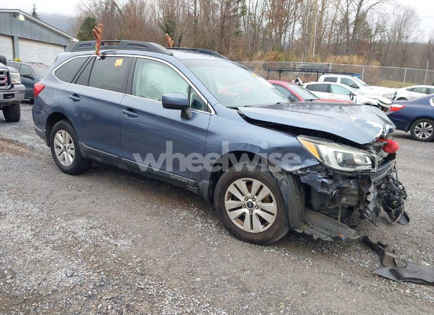 2015 Subaru Outback 2.5I PREMIUM (VIN 4S4BSBCC2F3201227) main photo