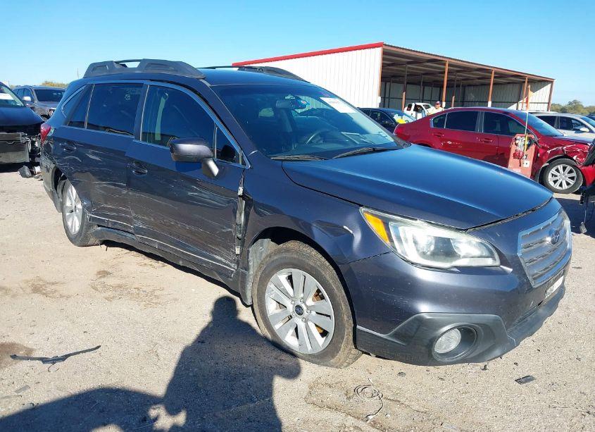 2015 Subaru Outback 2.5I PREMIUM (VIN 4S4BSBCC2F3205102) main photo