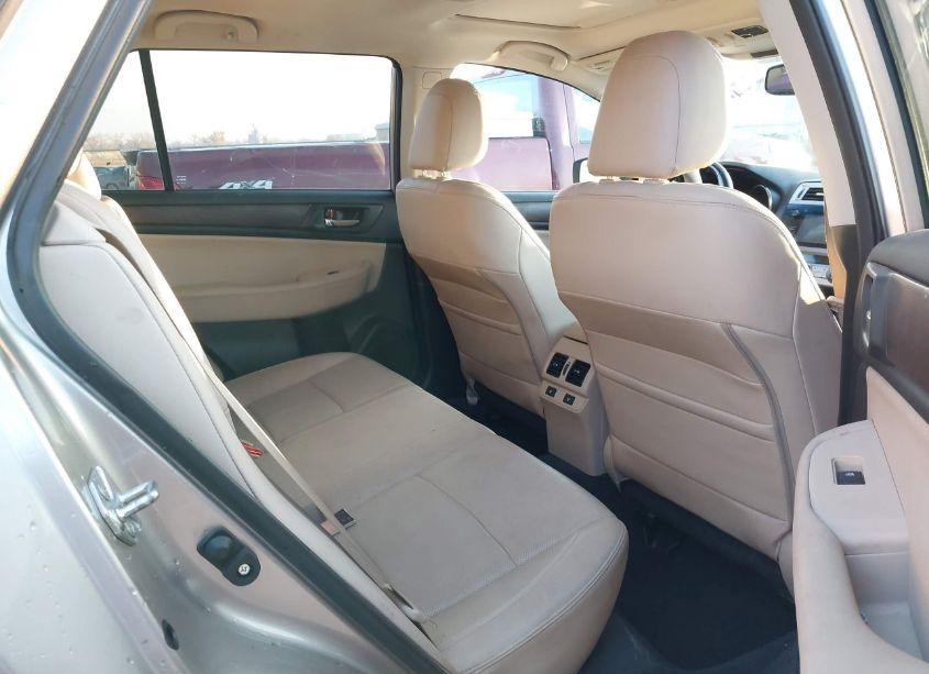 Photo 8 of 2015 Subaru Outback 2.5I LIMITED (VIN 4S4BSBLC1F3351622)