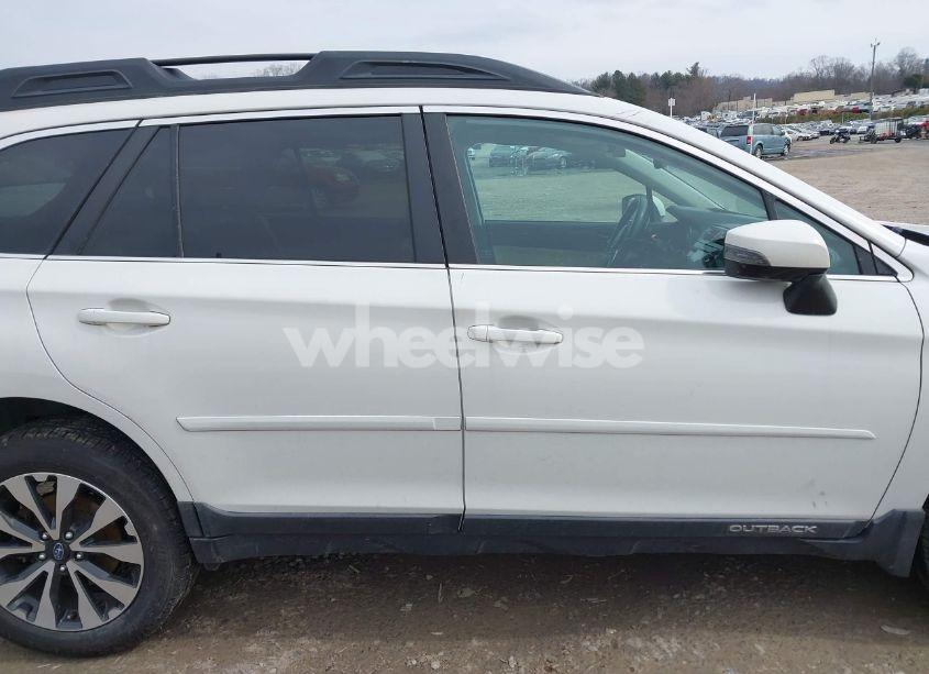 Photo 13 of 2016 Subaru Outback 2.5I LIMITED (VIN 4S4BSBLC1G3254518)