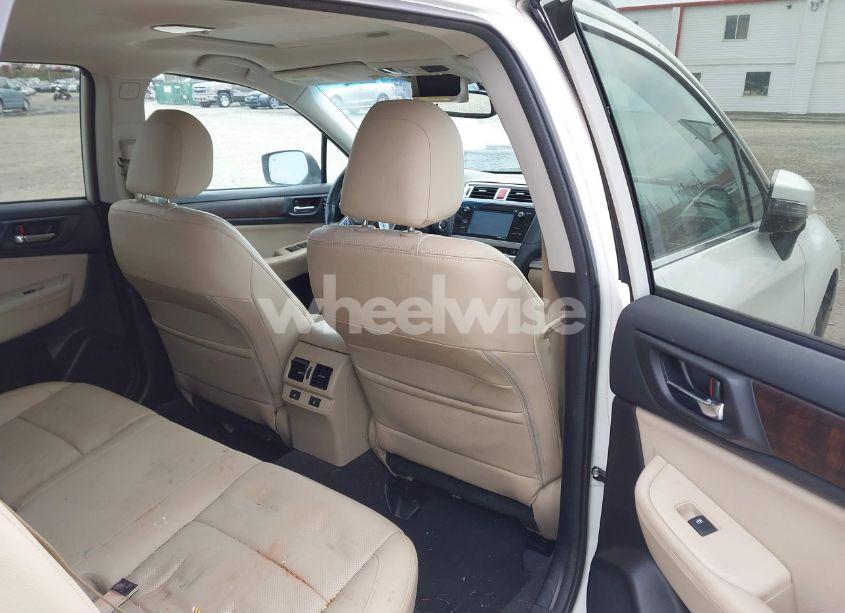 Photo 8 of 2016 Subaru Outback 2.5I LIMITED (VIN 4S4BSBLC1G3254518)