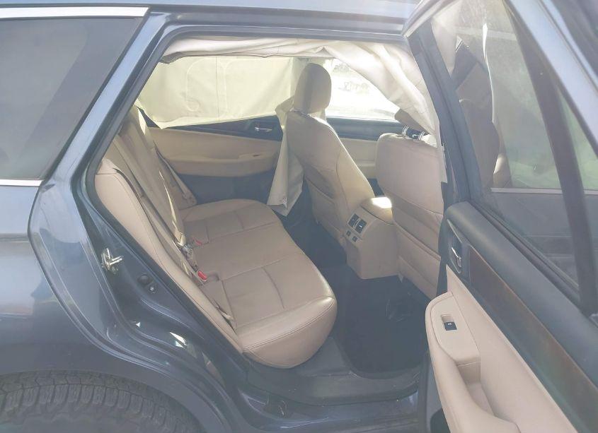 Photo 8 of 2015 Subaru Outback 2.5I LIMITED (VIN 4S4BSBLCXF3280369)