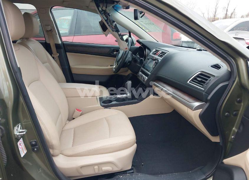 Photo 5 of 2016 Subaru Outback 2.5I LIMITED (VIN 4S4BSBNC0G3213780)