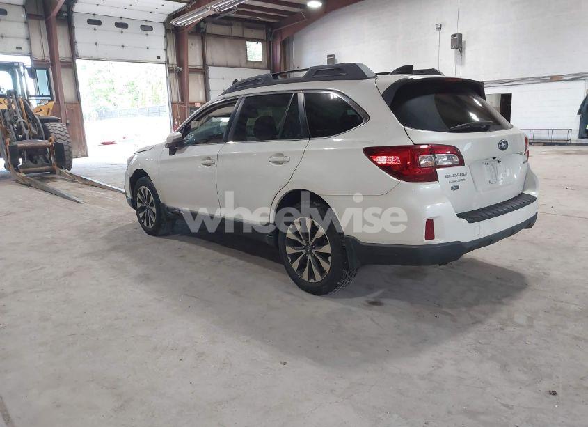 Photo 3 of 2016 Subaru Outback 2.5I LIMITED (VIN 4S4BSBNC2G3228698)
