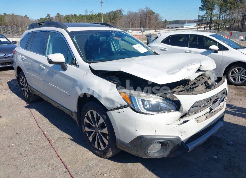 2016 Subaru Outback 2.5I LIMITED (VIN 4S4BSBNC3G3225678) main photo
