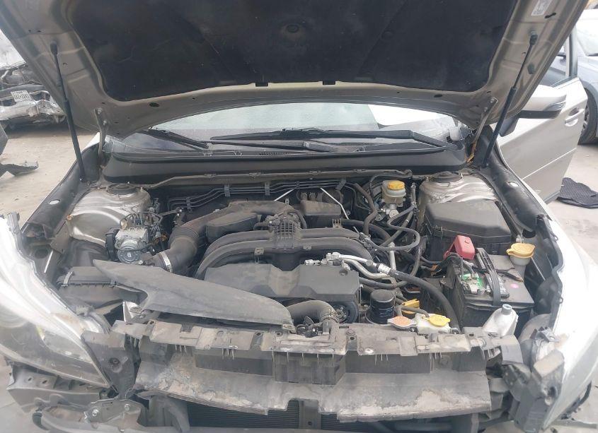 Photo 10 of 2016 Subaru Outback 2.5I LIMITED (VIN 4S4BSBNC3G3264660)