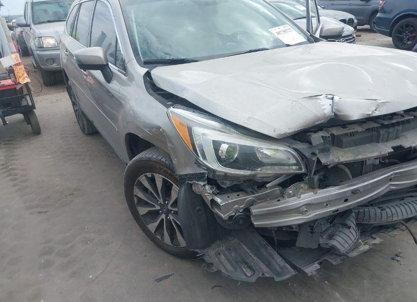 Photo 6 of 2016 Subaru Outback 2.5I LIMITED (VIN 4S4BSBNC3G3264660)
