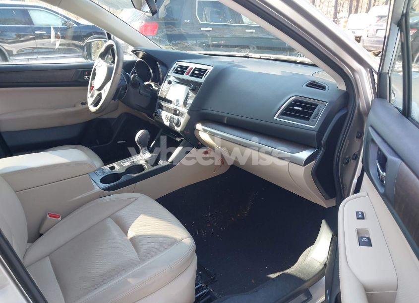 Photo 5 of 2016 Subaru Outback 2.5I LIMITED (VIN 4S4BSBNC3G3340720)