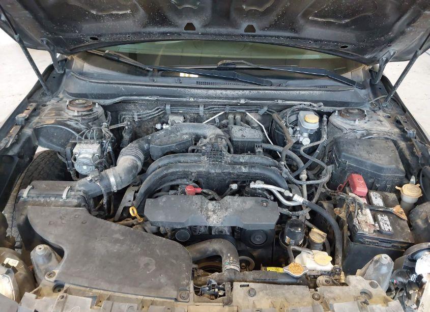 Photo 10 of 2015 Subaru Outback 2.5I LIMITED (VIN 4S4BSBNC4F3353295)