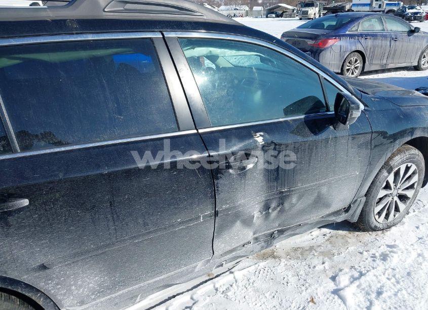 Photo 6 of 2016 Subaru Outback 2.5I LIMITED (VIN 4S4BSBNC4G3312845)