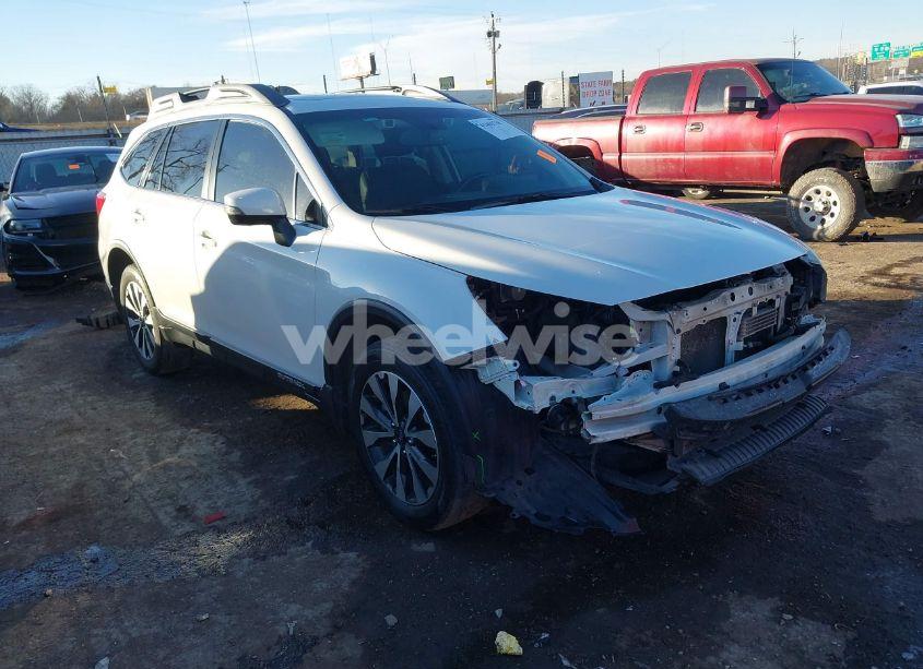 2016 Subaru Outback 2.5I LIMITED (VIN 4S4BSBNC5G3243289) main photo