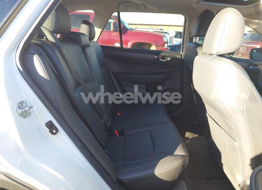 Photo 8 of 2016 Subaru Outback 2.5I LIMITED (VIN 4S4BSBNC5G3243289)