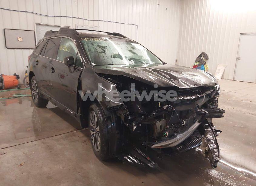 2016 Subaru Outback 2.5I LIMITED (VIN 4S4BSBNC5G3321019) main photo