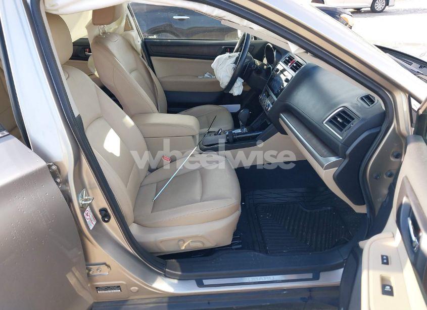 Photo 5 of 2016 Subaru Outback 2.5I LIMITED (VIN 4S4BSBNCXG3231929)