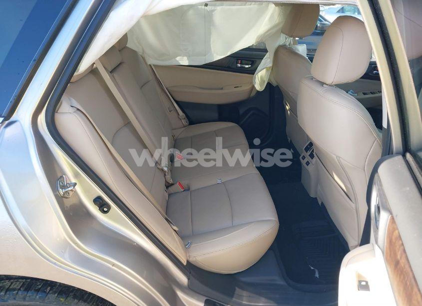 Photo 8 of 2016 Subaru Outback 2.5I LIMITED (VIN 4S4BSBNCXG3231929)