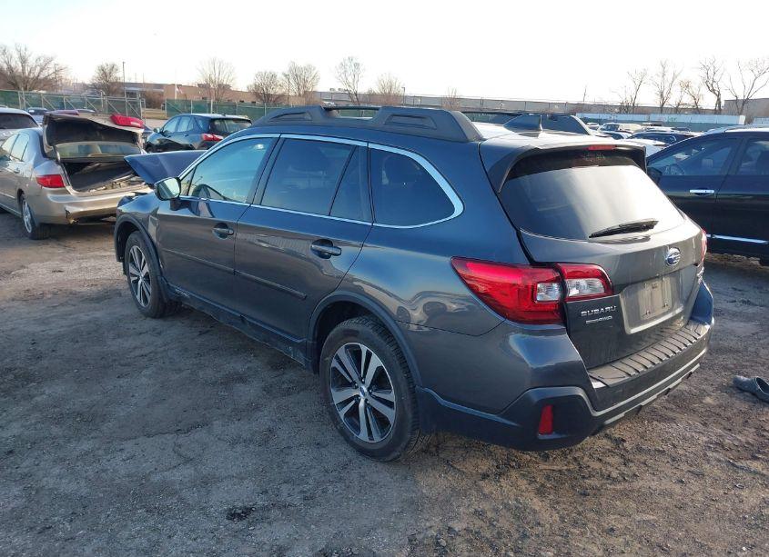 Photo 3 of 2019 Subaru Outback 3.6R LIMITED (VIN 4S4BSEJC3K3252959)