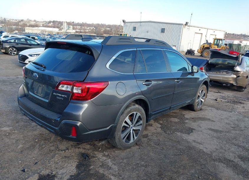 Photo 4 of 2019 Subaru Outback 3.6R LIMITED (VIN 4S4BSEJC3K3252959)
