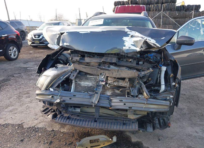 Photo 6 of 2019 Subaru Outback 3.6R LIMITED (VIN 4S4BSEJC3K3252959)