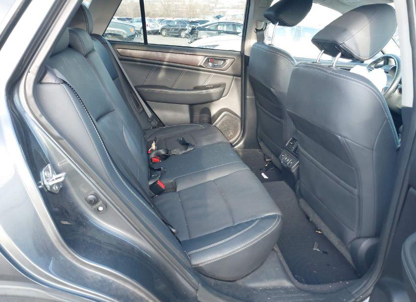 Photo 8 of 2019 Subaru Outback 3.6R LIMITED (VIN 4S4BSEJC3K3252959)