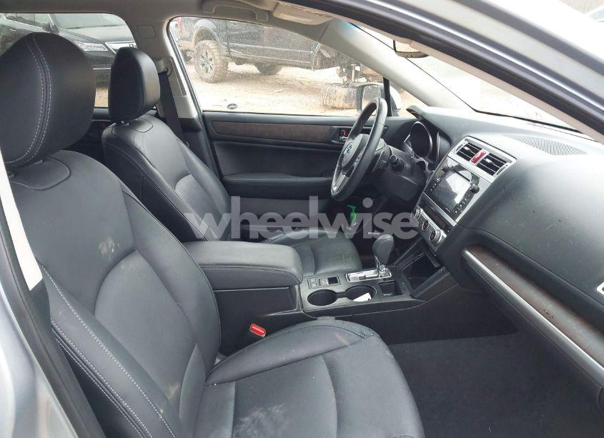 Photo 5 of 2017 Subaru Outback 3.6R LIMITED (VIN 4S4BSEKC6H3349046)
