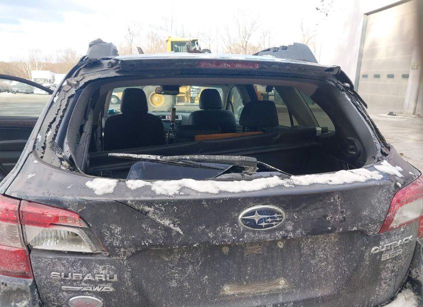 Photo 18 of 2015 Subaru Outback 3.6R LIMITED (VIN 4S4BSELC1F3346227)