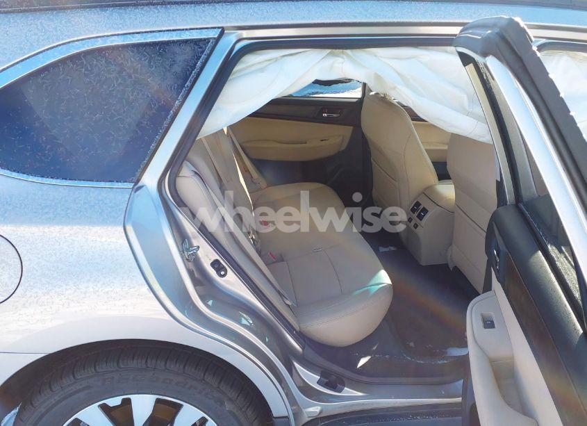 Photo 8 of 2015 Subaru Outback 3.6R LIMITED (VIN 4S4BSELC8F3297544)