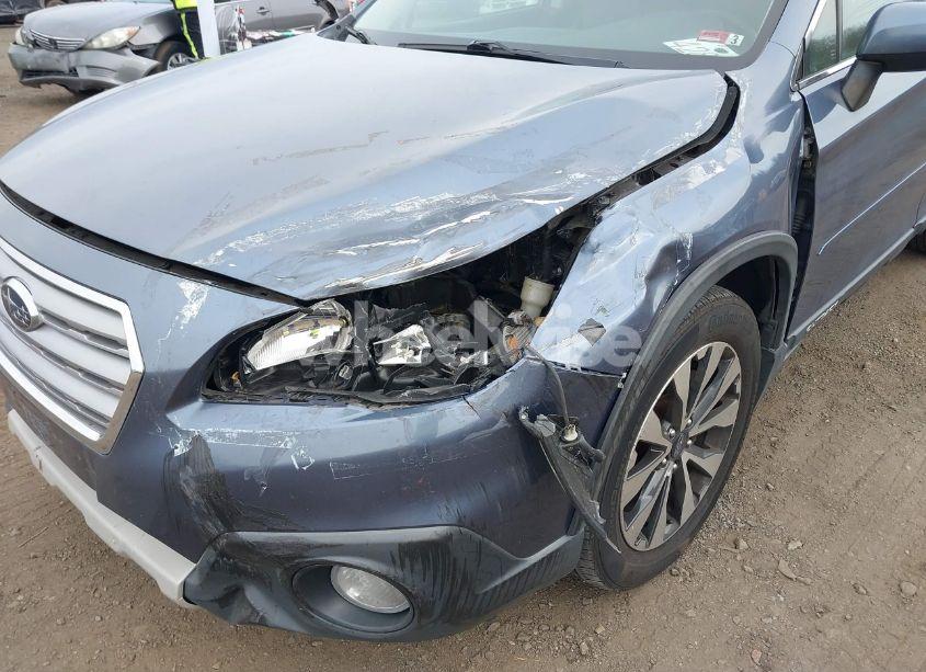 Photo 6 of 2016 Subaru Outback 3.6R LIMITED (VIN 4S4BSENC0G3226059)