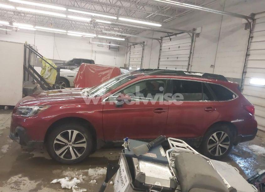 Photo 15 of 2019 Subaru Outback 3.6R LIMITED (VIN 4S4BSENC0K3312965)