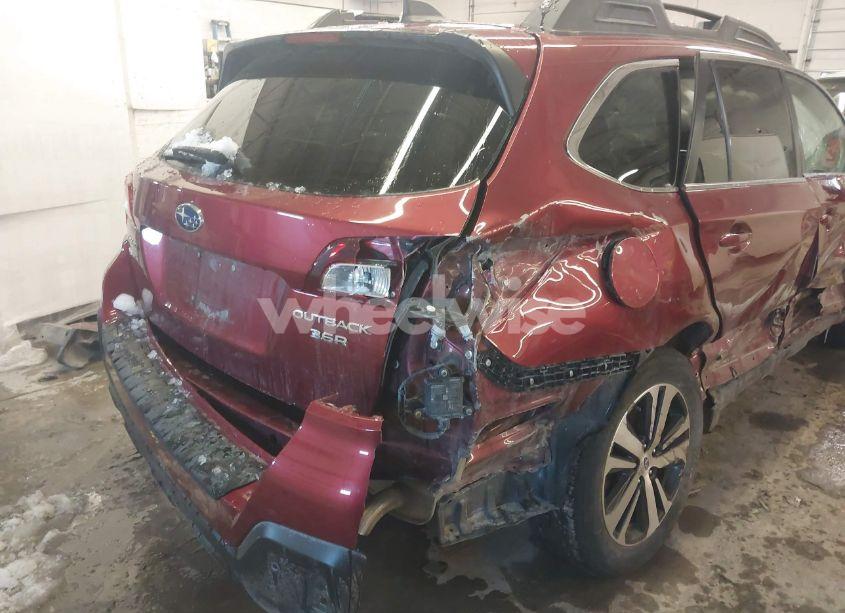 Photo 18 of 2019 Subaru Outback 3.6R LIMITED (VIN 4S4BSENC0K3312965)