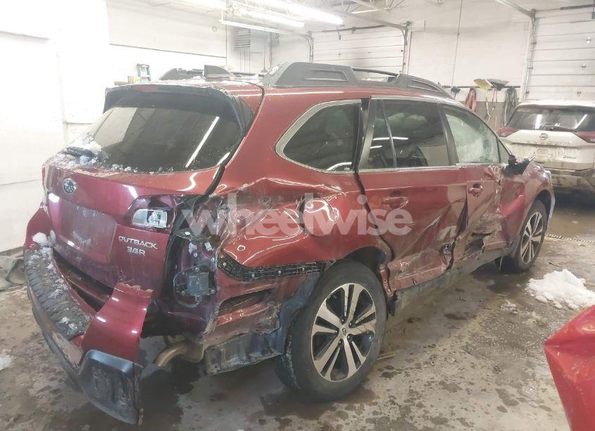 Photo 4 of 2019 Subaru Outback 3.6R LIMITED (VIN 4S4BSENC0K3312965)