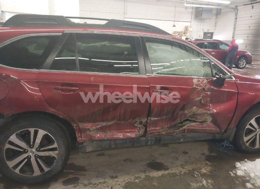 Photo 6 of 2019 Subaru Outback 3.6R LIMITED (VIN 4S4BSENC0K3312965)