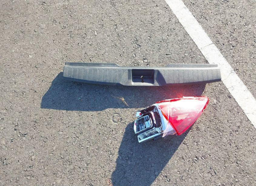 Photo 12 of 2015 Subaru Outback 3.6R LIMITED (VIN 4S4BSENC1F3259134)