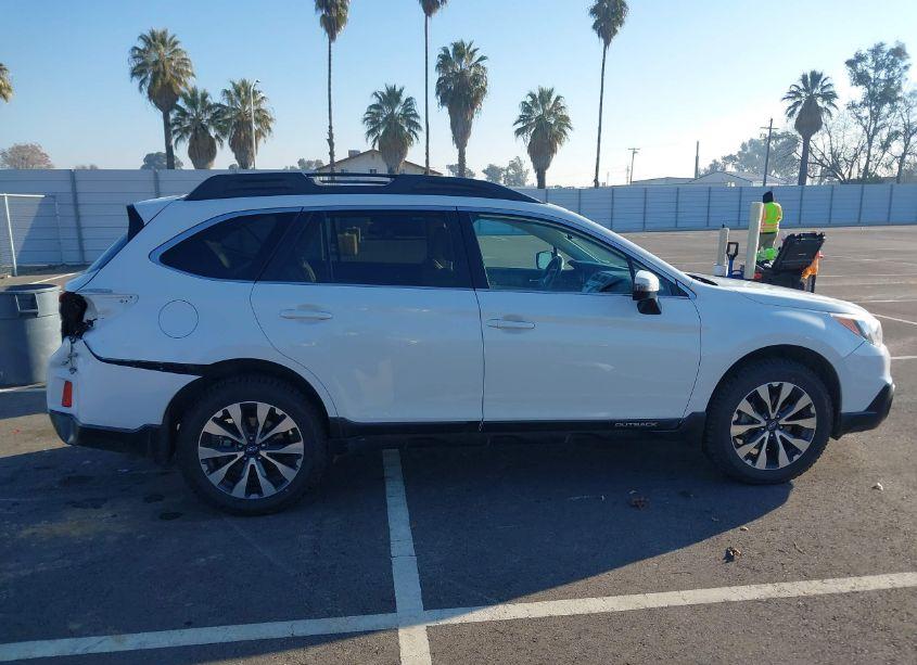 Photo 14 of 2015 Subaru Outback 3.6R LIMITED (VIN 4S4BSENC1F3259134)