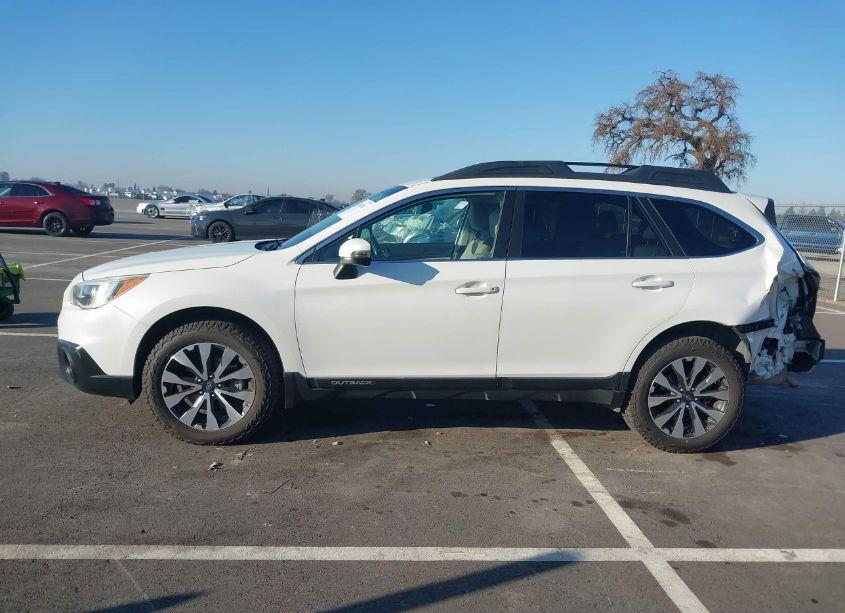 Photo 15 of 2015 Subaru Outback 3.6R LIMITED (VIN 4S4BSENC1F3259134)