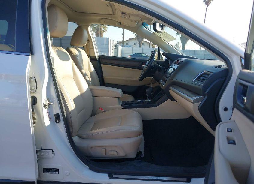 Photo 5 of 2015 Subaru Outback 3.6R LIMITED (VIN 4S4BSENC1F3259134)