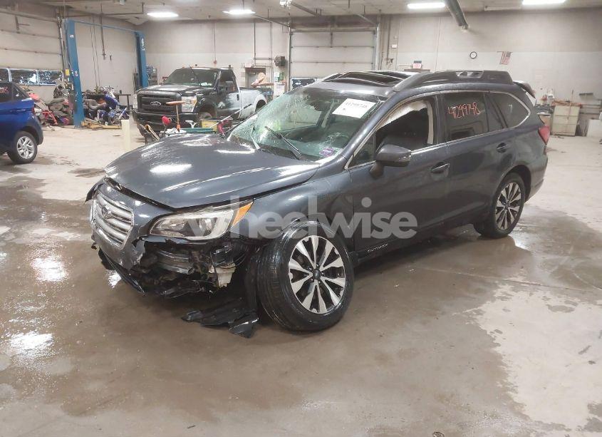 Photo 2 of 2016 Subaru Outback 3.6R LIMITED (VIN 4S4BSENC1G3349269)