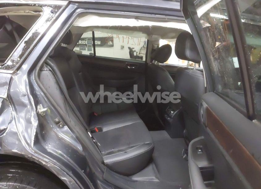 Photo 8 of 2016 Subaru Outback 3.6R LIMITED (VIN 4S4BSENC1G3349269)